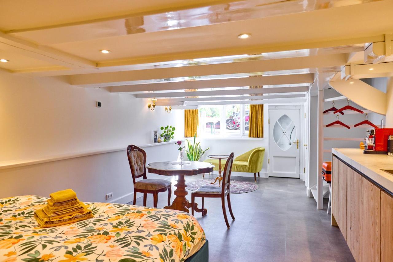 Appartement Next To Skinny Bridge Near Rembrandtsquare *
